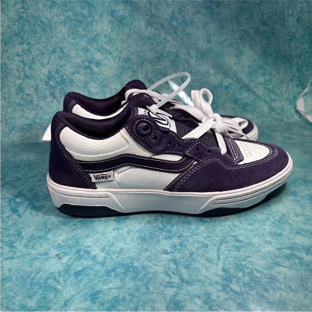 Vans Rowan Men’s Low Top Purple White Chunky Cushioned Skate Shoes Size 6.5